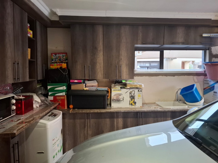 3 Bedroom Property for Sale in Mandela View Free State